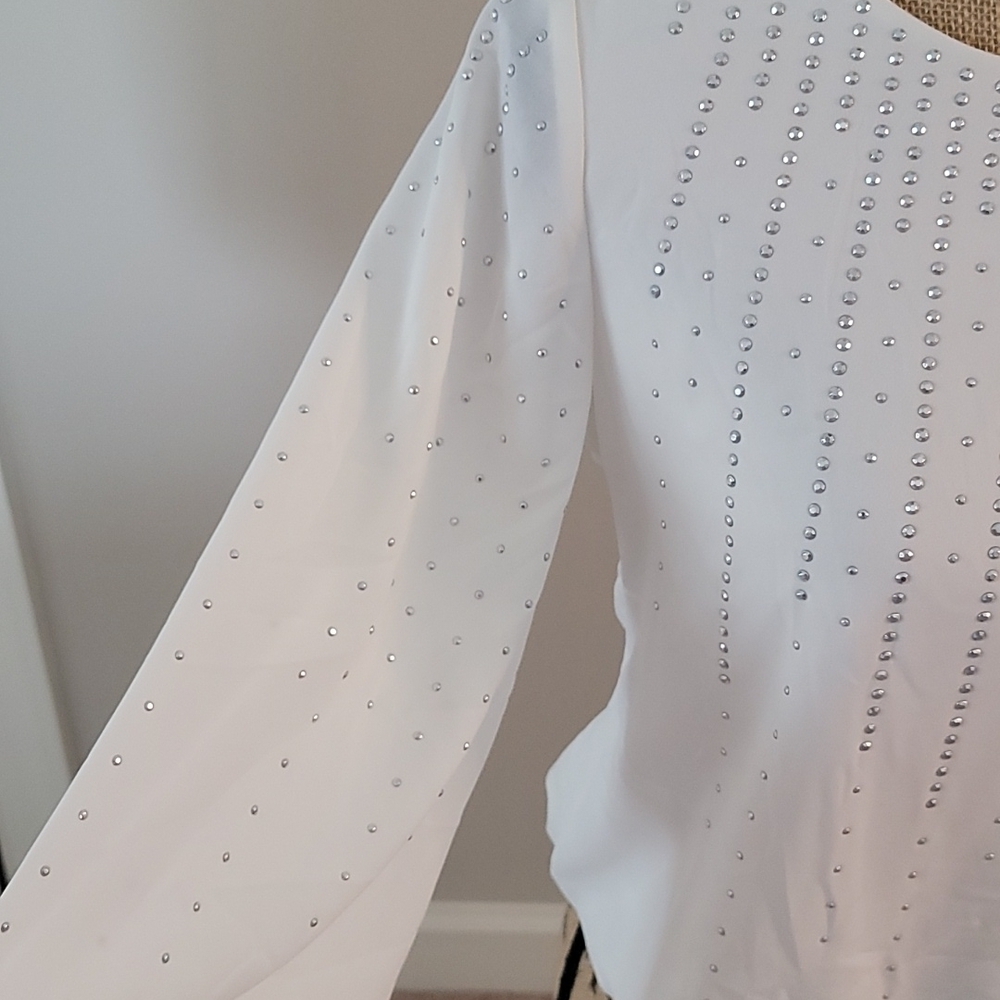 Alfani Rose white Shimmer top - Picture 5 of 5